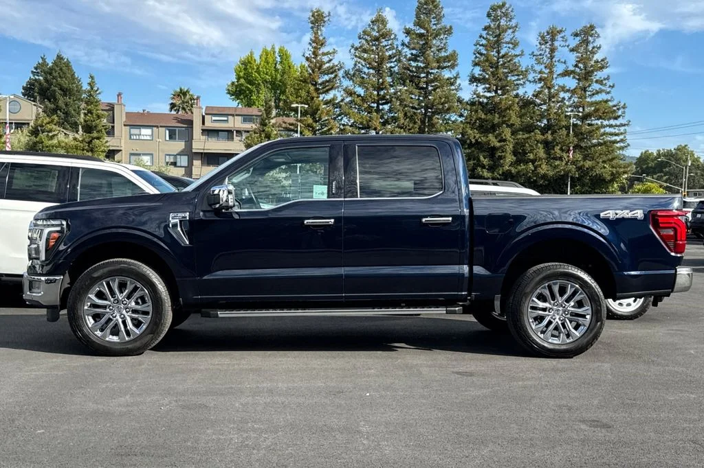 Used 2024 Blue Metallic Ford Lariat image 9