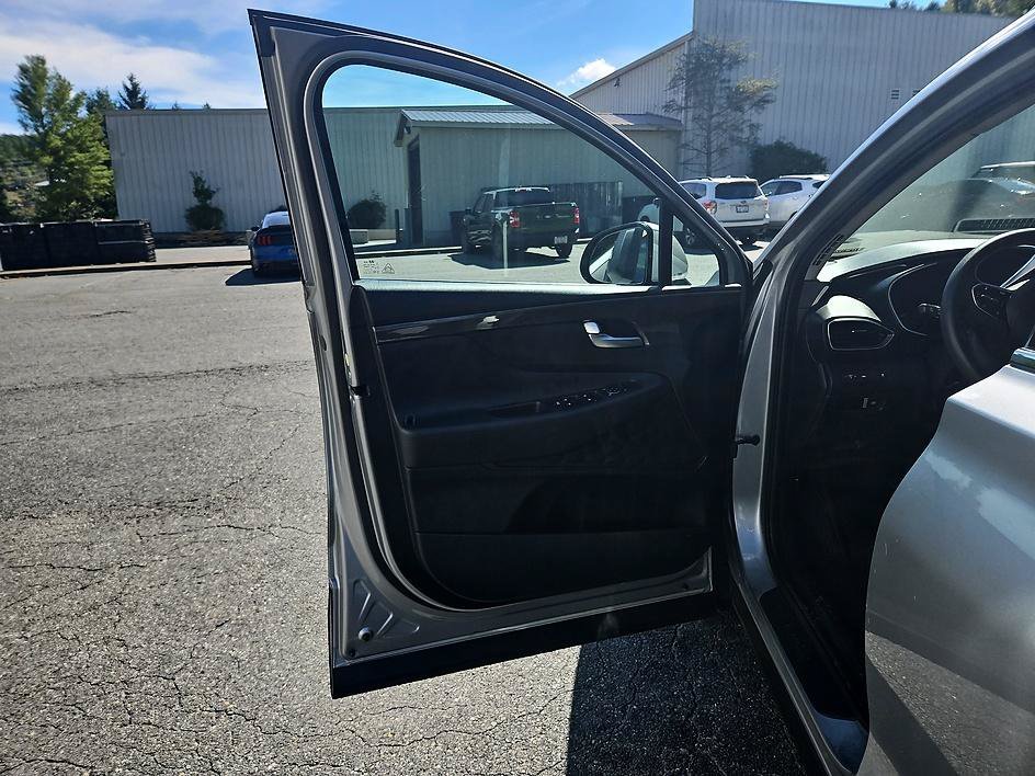Used 2021 Shimmering Silver Hyundai SEL image 10