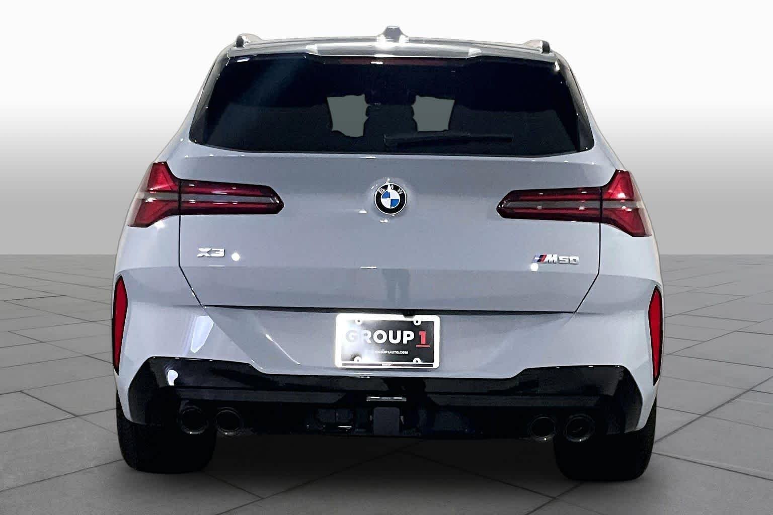 Certified Used 2026  BMW M50 xDrive image 4