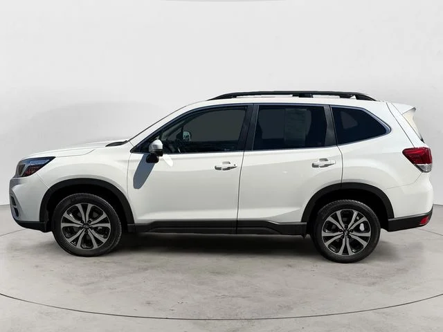 Used 2019 Crystal White Pearl Subaru Limited image 2
