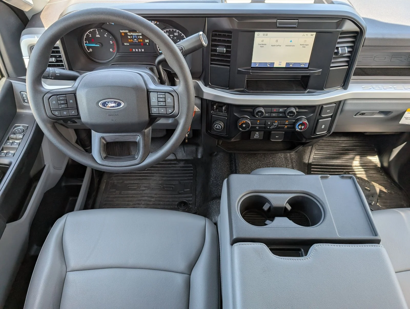2025 Ford F-350 Super Duty Chassis Cab XL - Photo 6