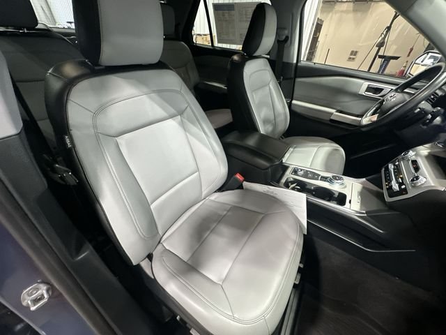Used 2021 Blue Metallic Ford XLT image 32