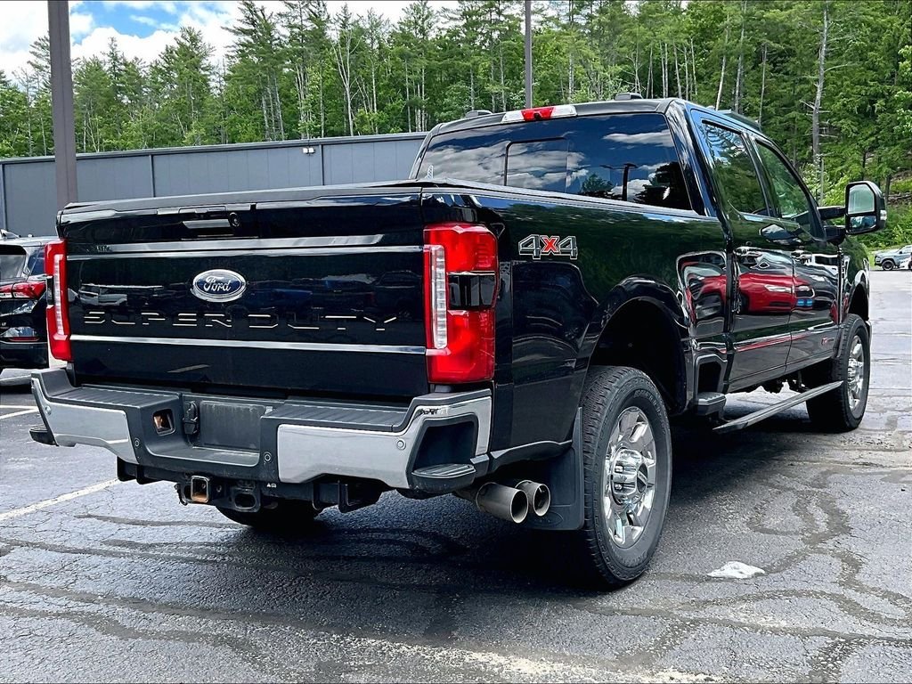 Used 2023 Black Ford Lariat image 4