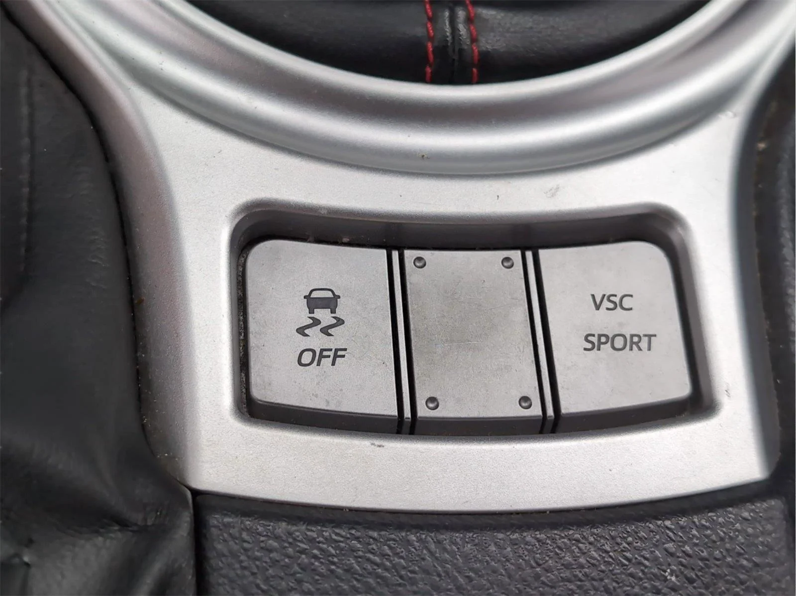 Used 2016 Pure Red Subaru Premium image 20