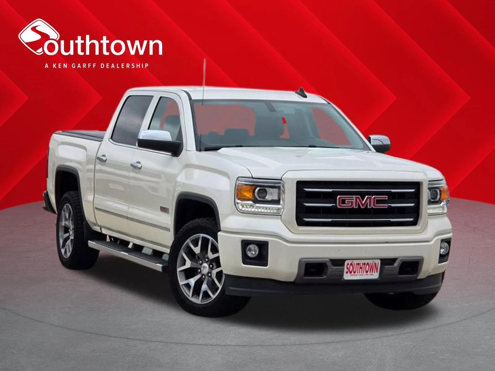 2015 GMC Sierra 4WD Crew Cab SLE SWB's photo