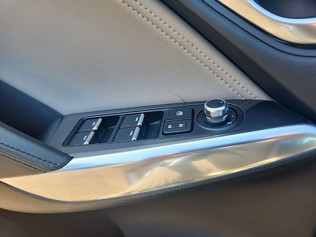 Used 2016 Blue Mazda i Touring image 27