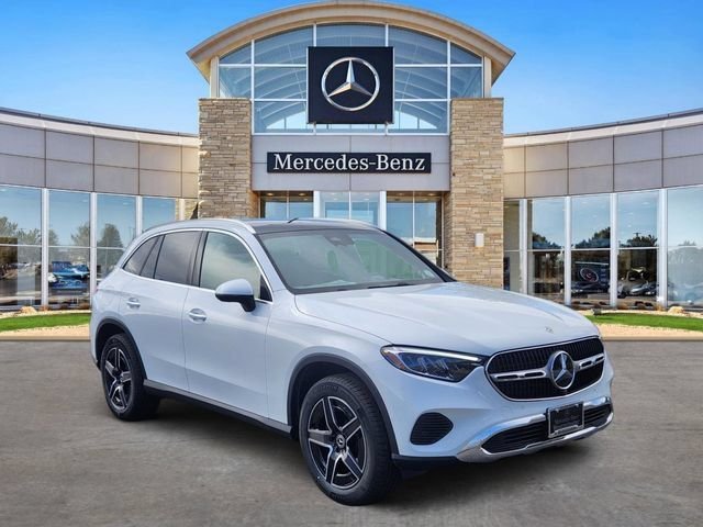 Certified Used 2026  Mercedes-Benz GLC 300 image 6