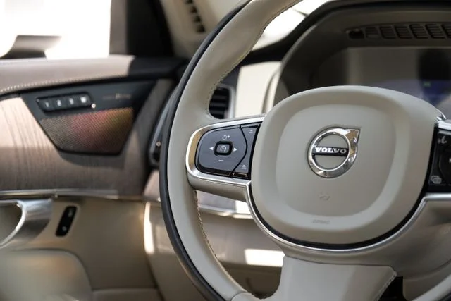Used 2024 Crystal White Volvo Ultimate image 20