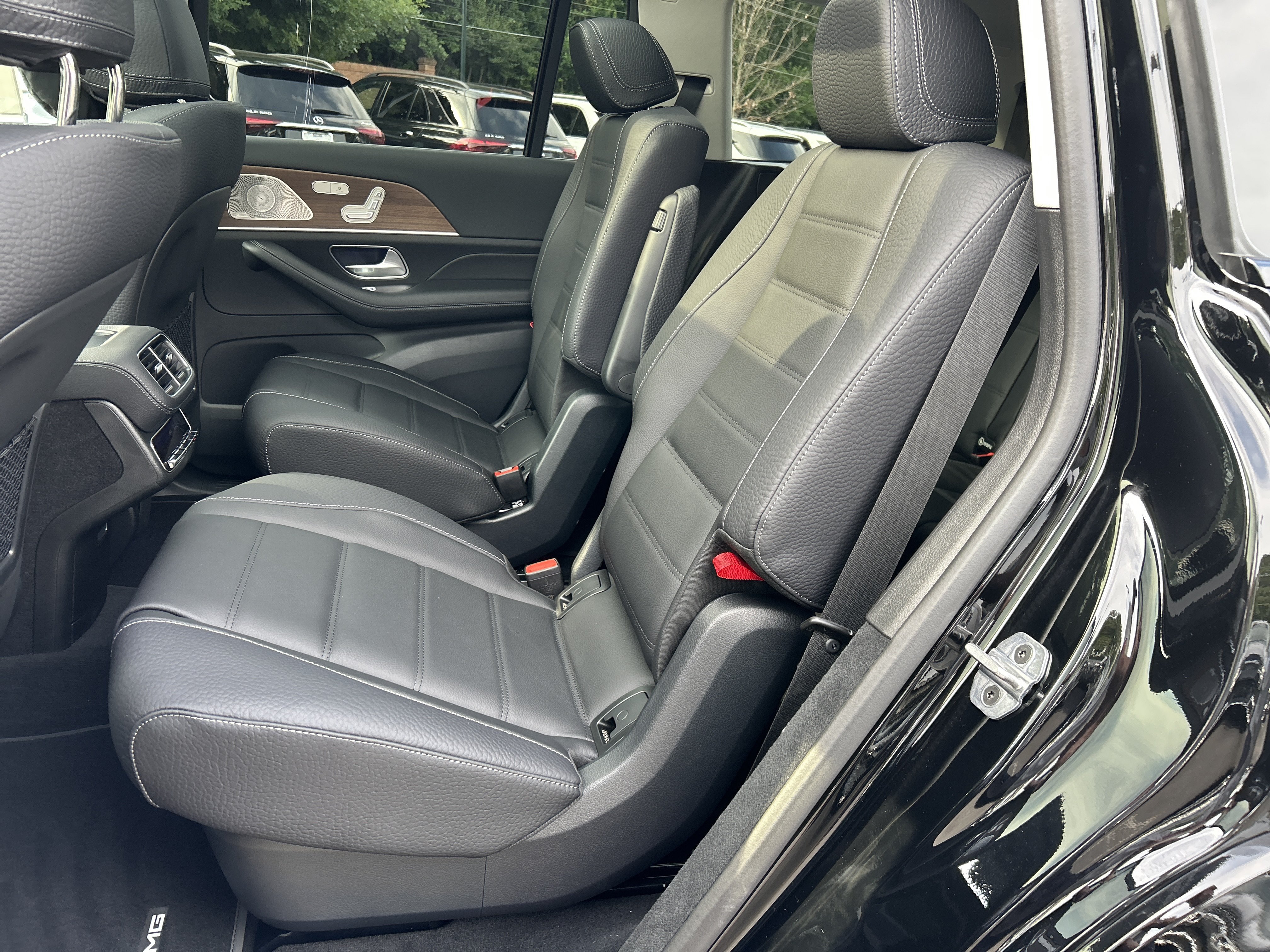 New 2026 Black Mercedes-Benz GLS 450 4MATIC® SUV image 38