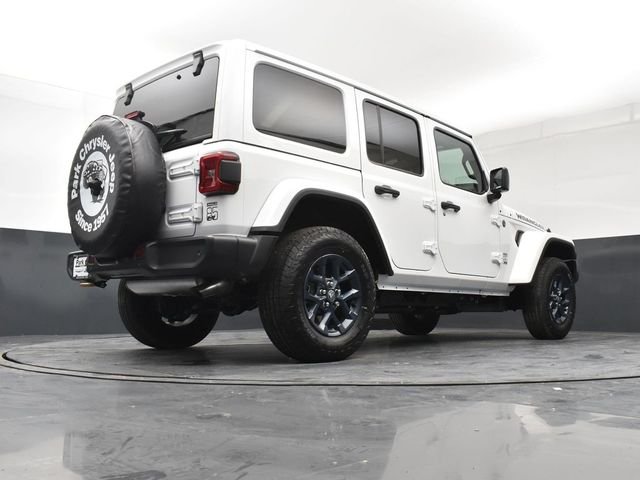 New 2026 Bright White Clear-Coat Exterior Paint Jeep 85th Anniversary Edition image 24
