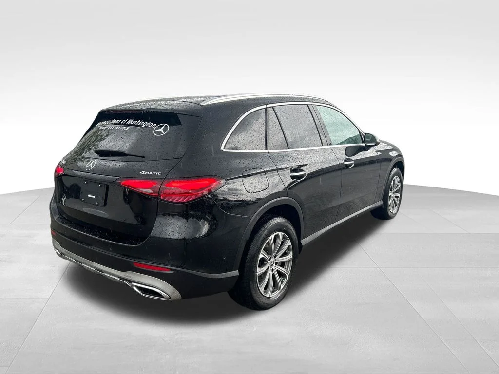 Used 2026 Black Mercedes-Benz GLC 300 image 5