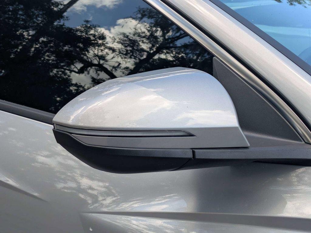New 2026 Silver Hyundai SEL Convenience image 10