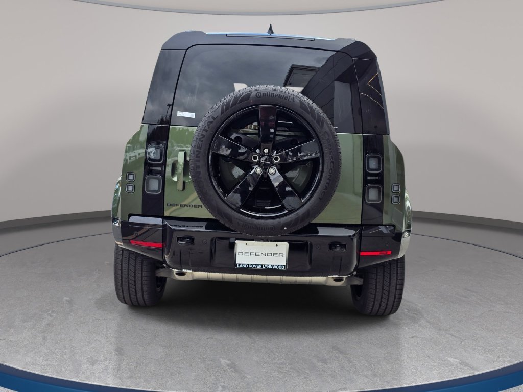New 2026 Woolstone Green LAND ROVER X-Dynamic SE image 6