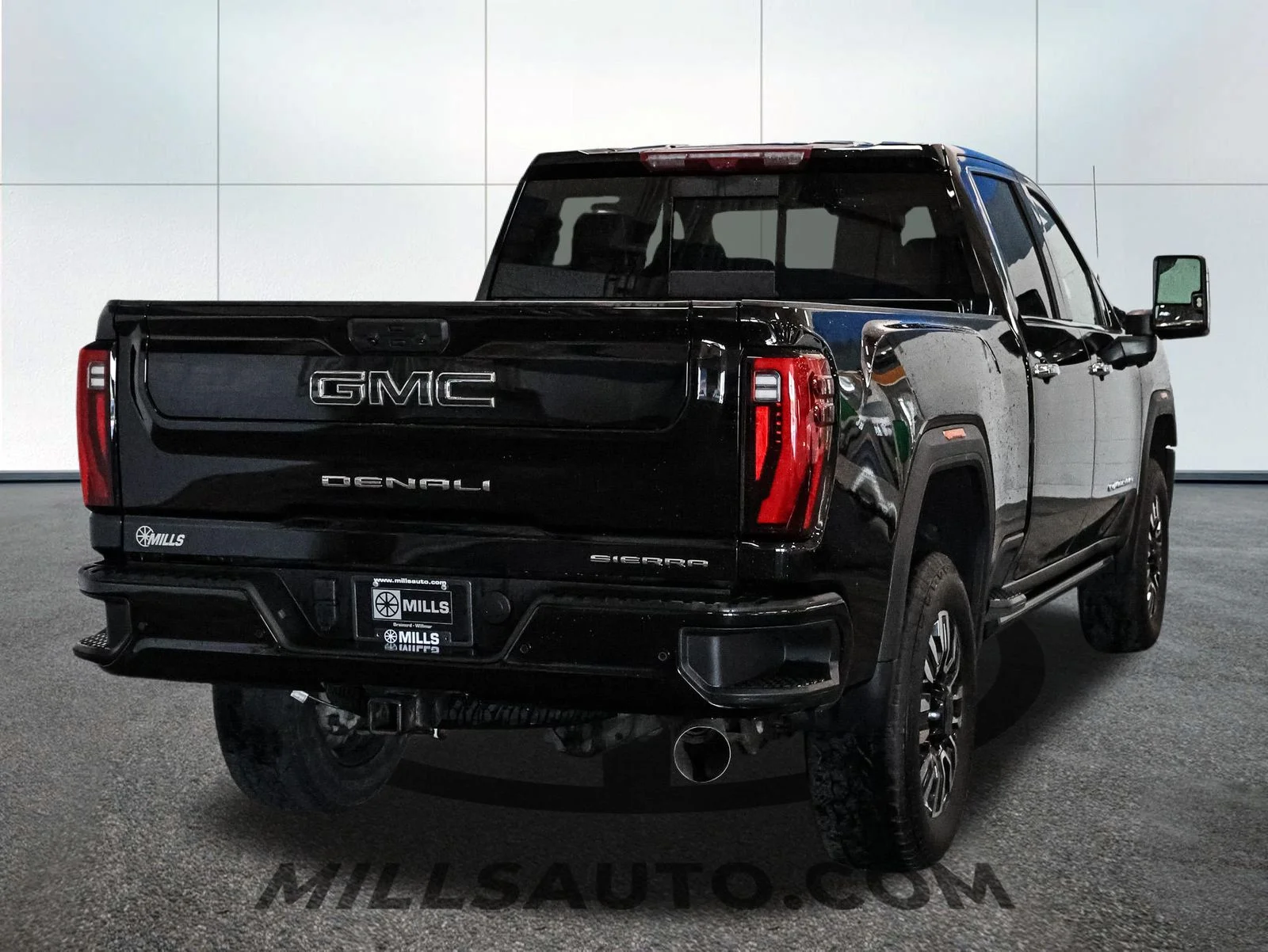 Certified Used 2024  GMC Denali Ultimate image 7