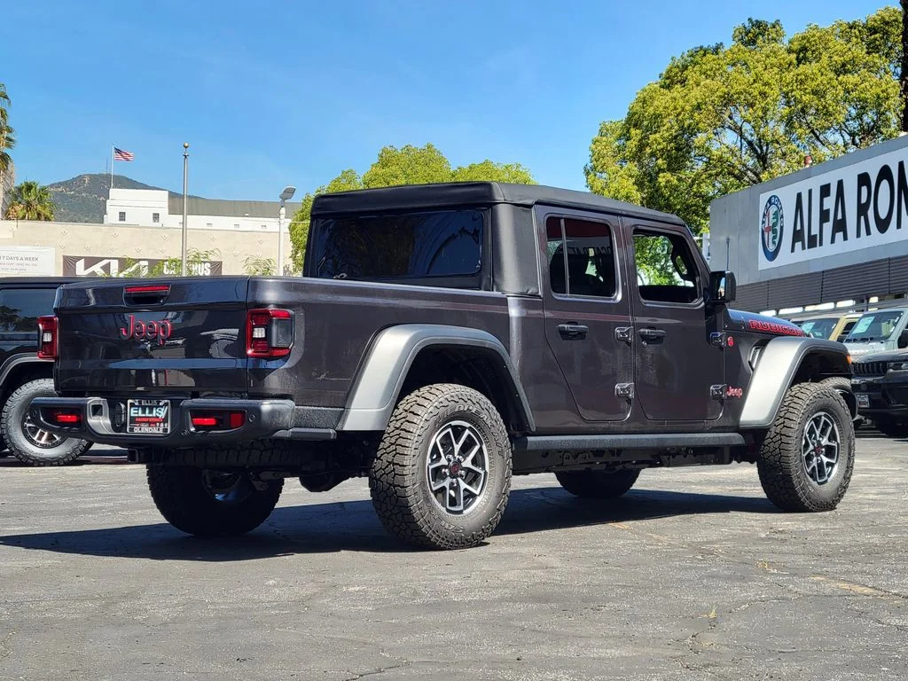 New 2026 Granite Crystal Metallic Clear-Coat Exterior Paint Jeep Rubicon image 2