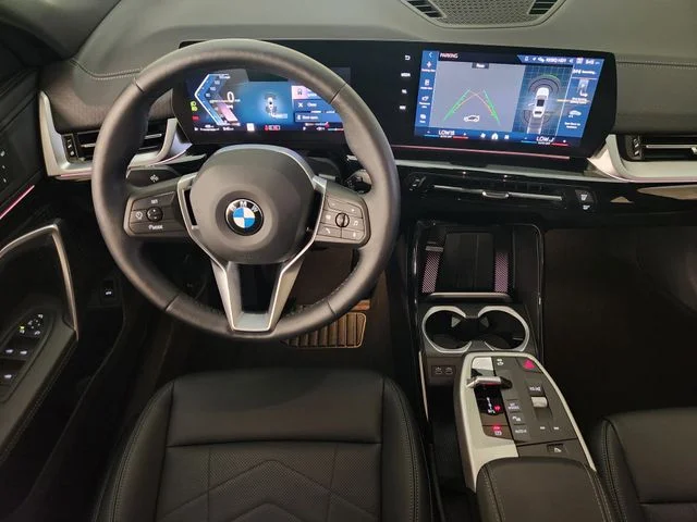 Used 2026 White BMW xDrive28i image 25