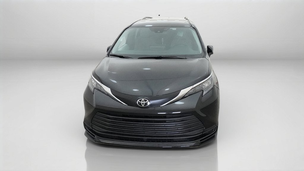 New 2026 Midnight Black Metallic Toyota LE image 46