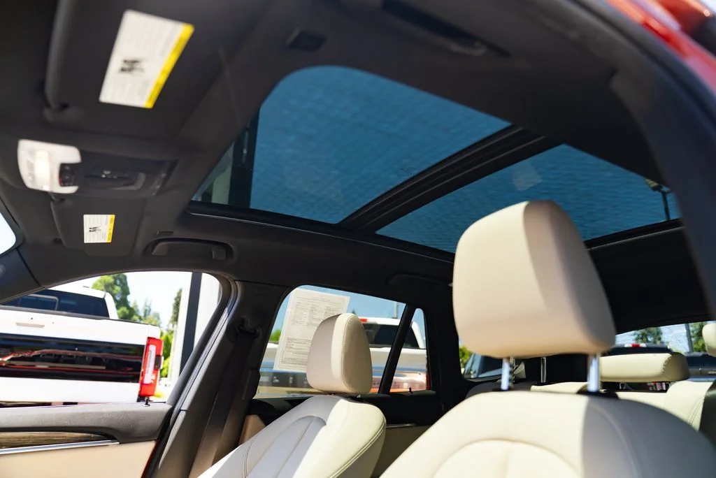 Used 2018 Orange BMW xDrive28i image 18