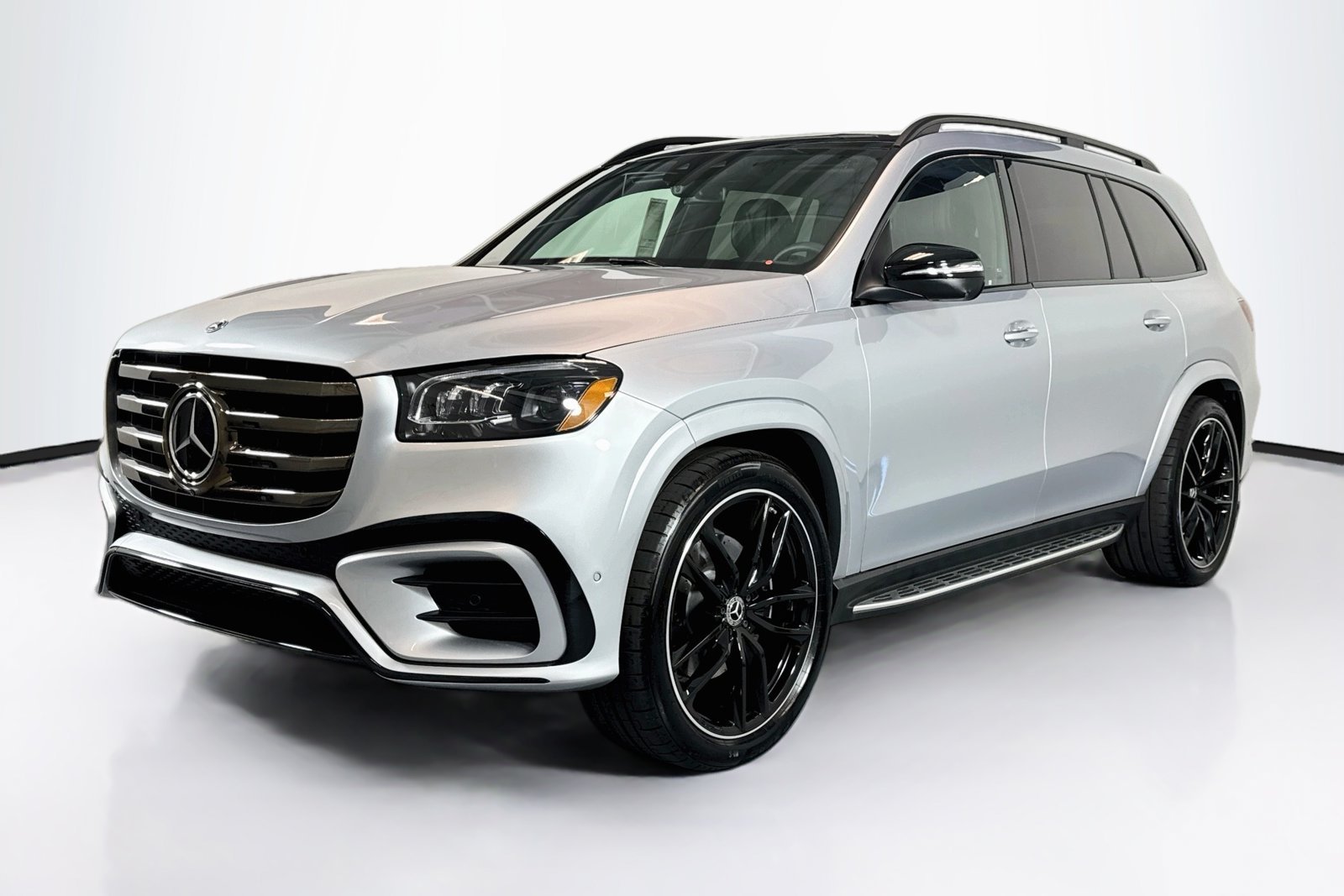 New 2026 Cirrus Silver Metallic Mercedes-Benz GLS 580 image 1