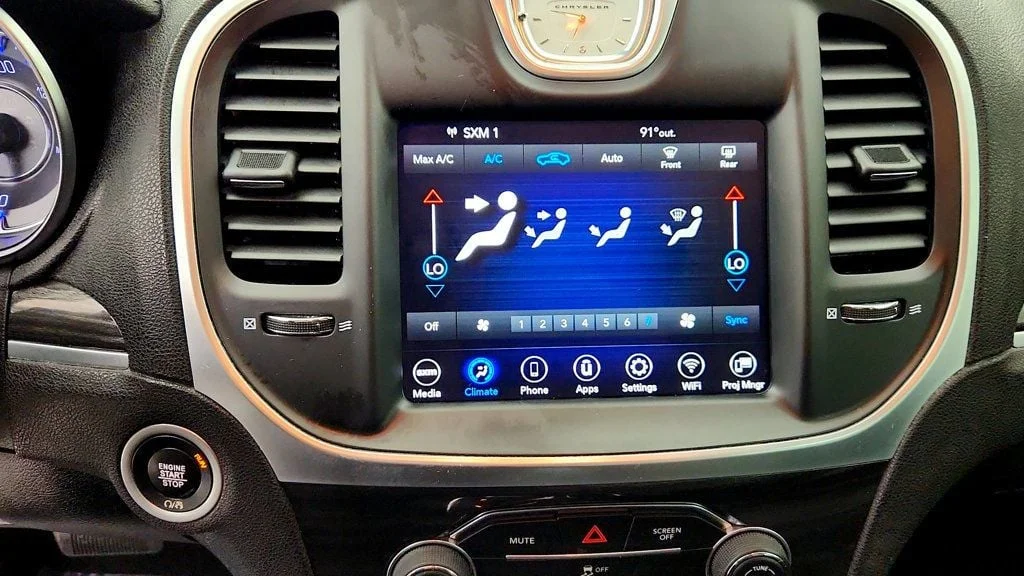 Used 2020 Gloss Black Chrysler Touring RWD w/ Sport Appearance Package image 19
