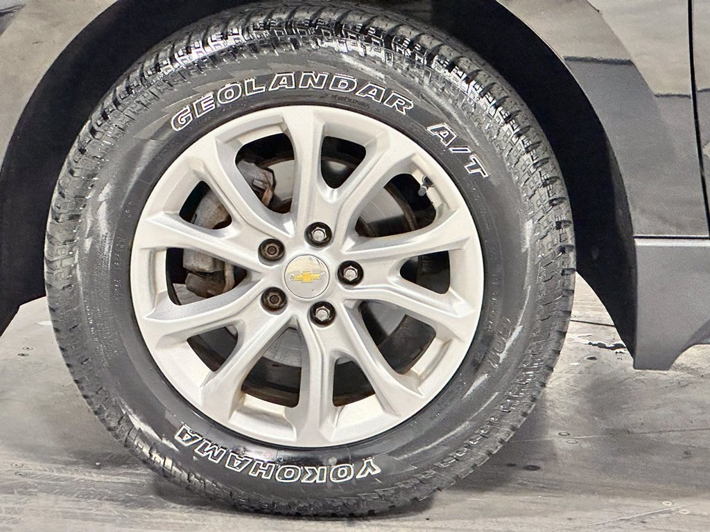 Used 2018 Black Chevrolet LS image 17