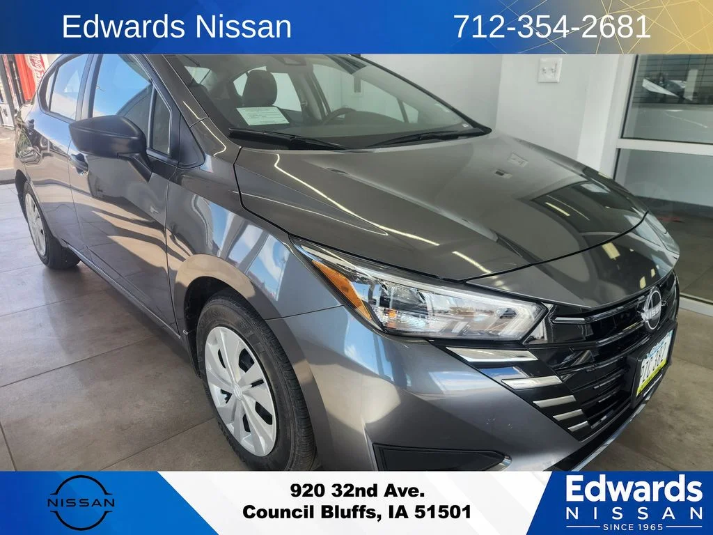 2025 Nissan Versa Sedan
