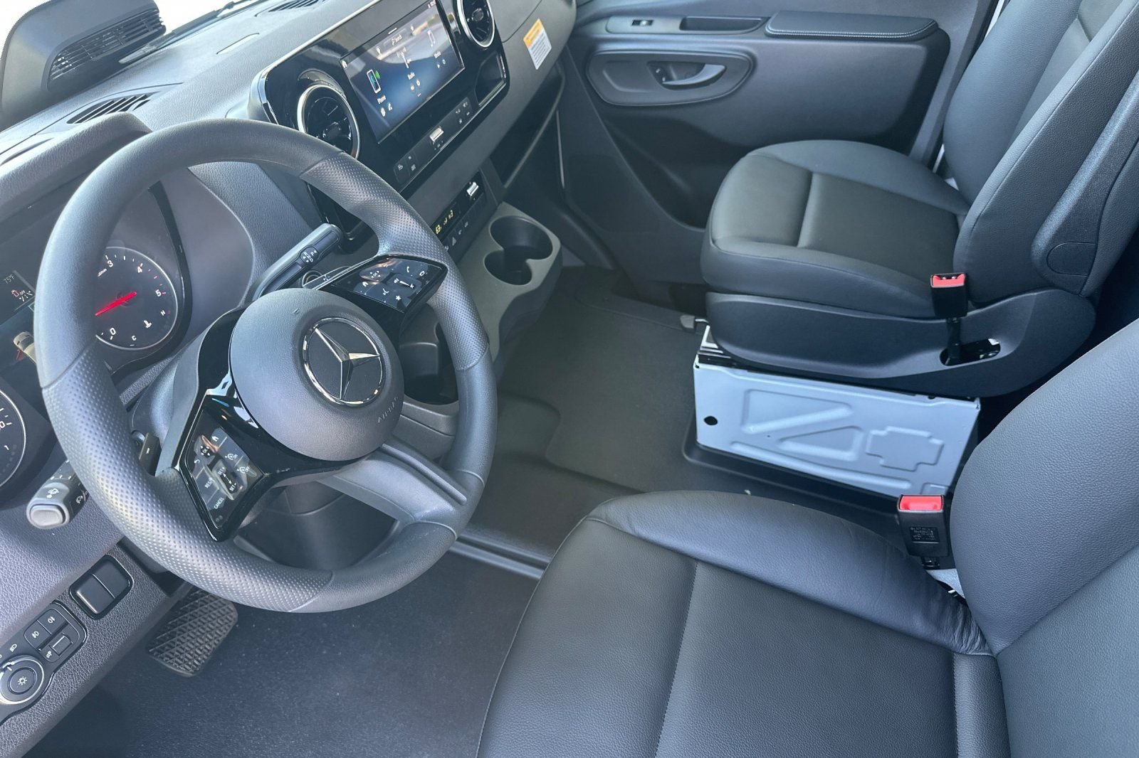 2025 Mercedes-Benz Sprinter Cargo Van Base - Photo 6