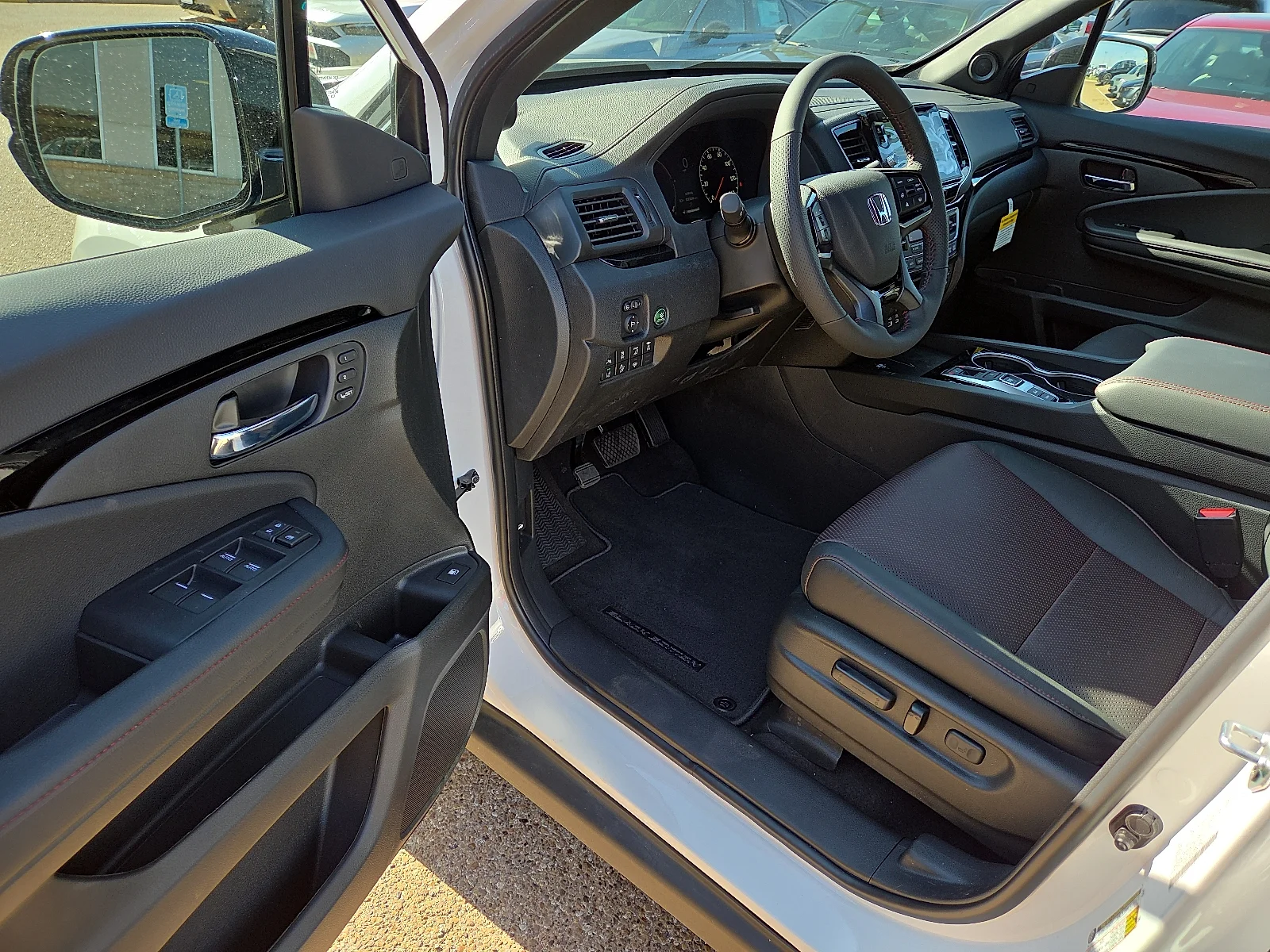 New 2026 Platinum White Pearl Honda Black Edition image 10