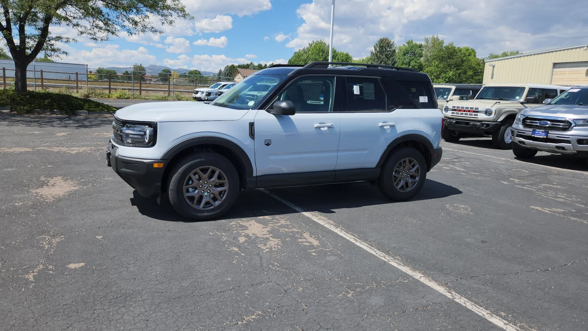 New 2026 Space White Metallic Ford Big Bend image 3