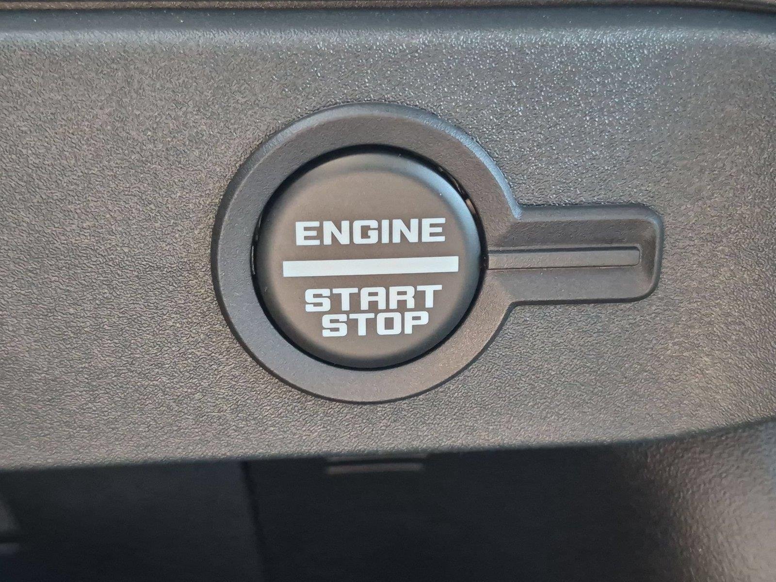 New 2026 Oxford White Ford Badlands® image 28