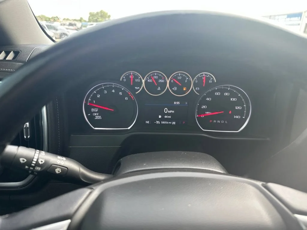 Used 2022 Iridescent Pearl Tricoat Chevrolet LT image 15