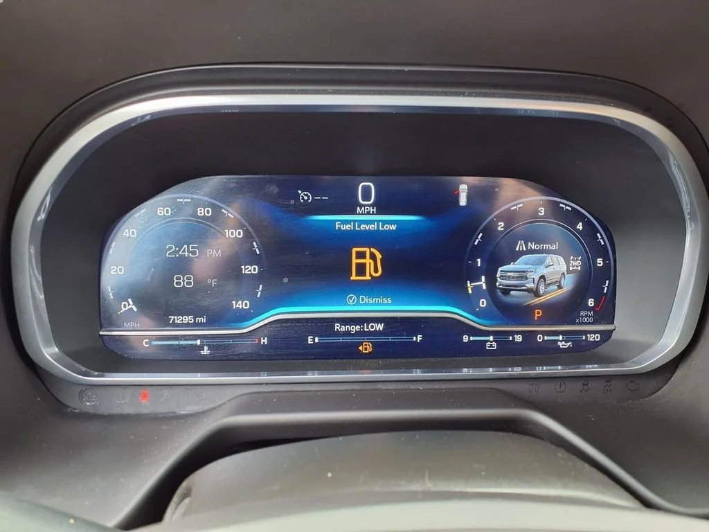Used 2024 Gray Chevrolet LT image 17