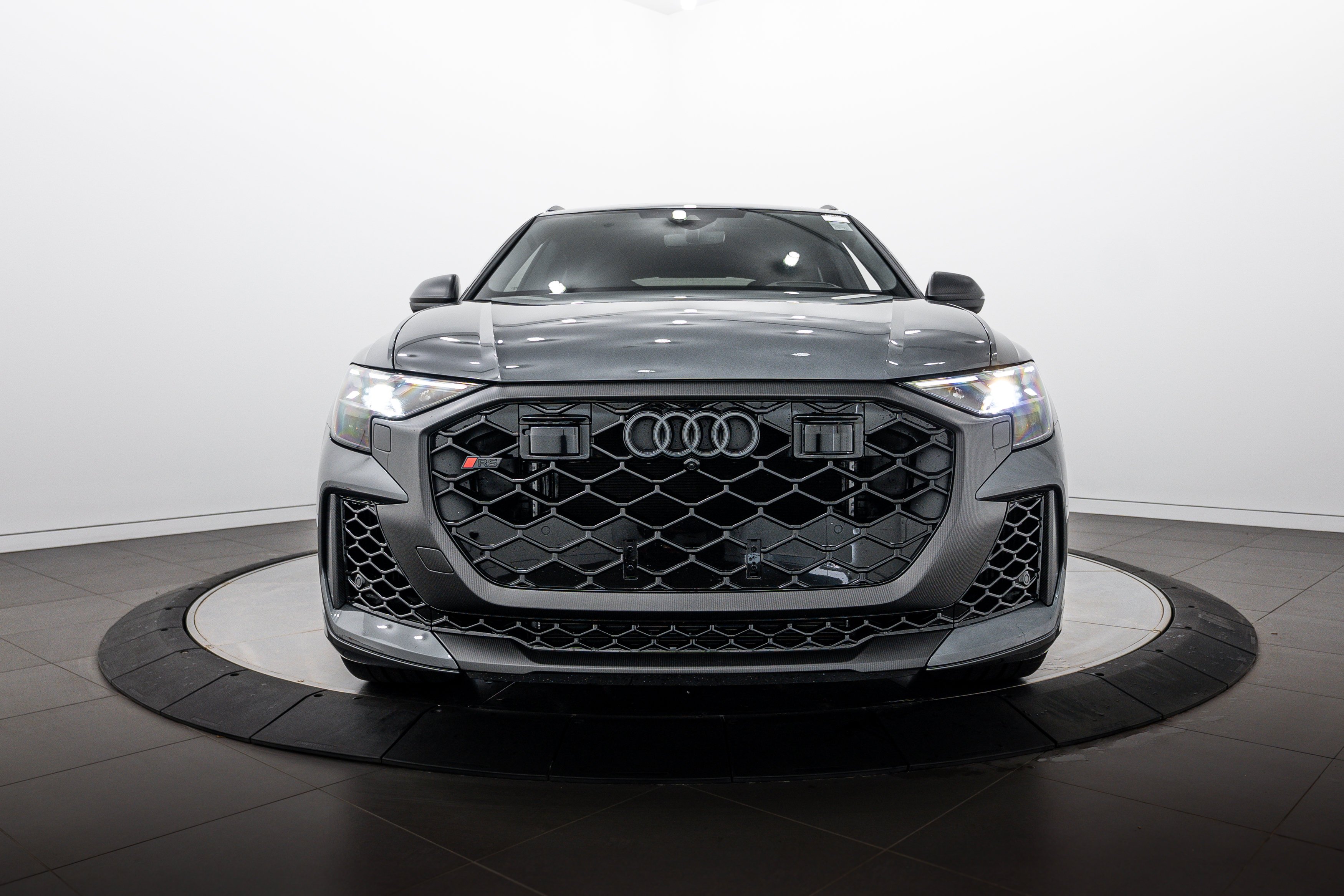 New 2026 Daytona Gray Audi performance image 30