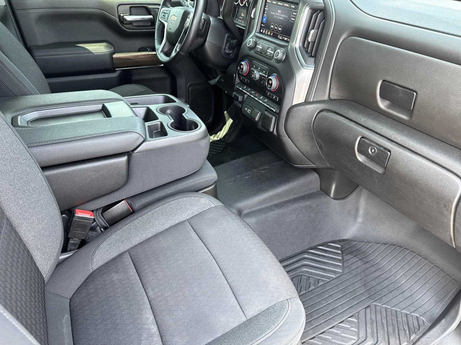 Used 2022 SATIN STEEL METALLIC Chevrolet LT image 35