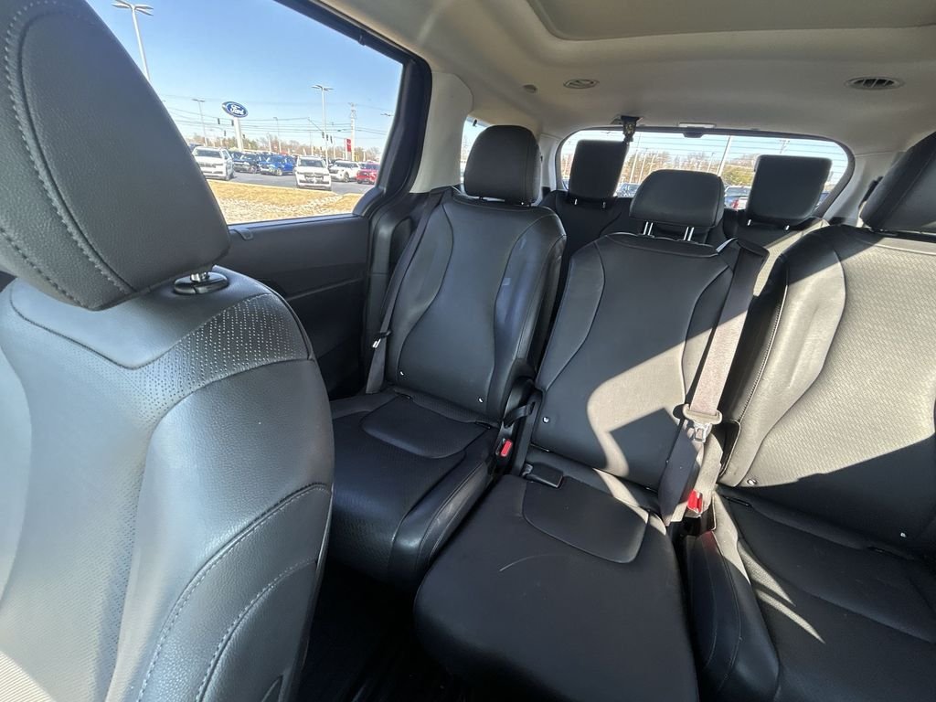 Used 2025 Blue Kia SX Prestige image 14
