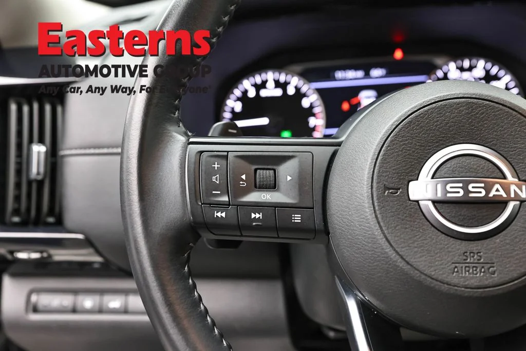 Used 2025 Blue Nissan SV image 15