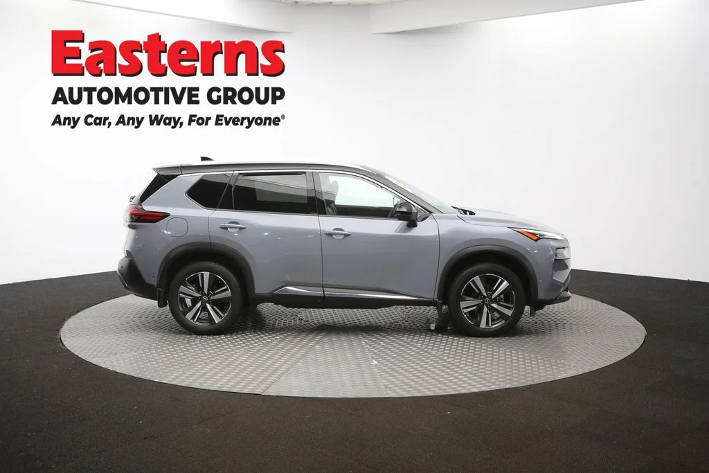 Used 2023 Gray Nissan SL image 47