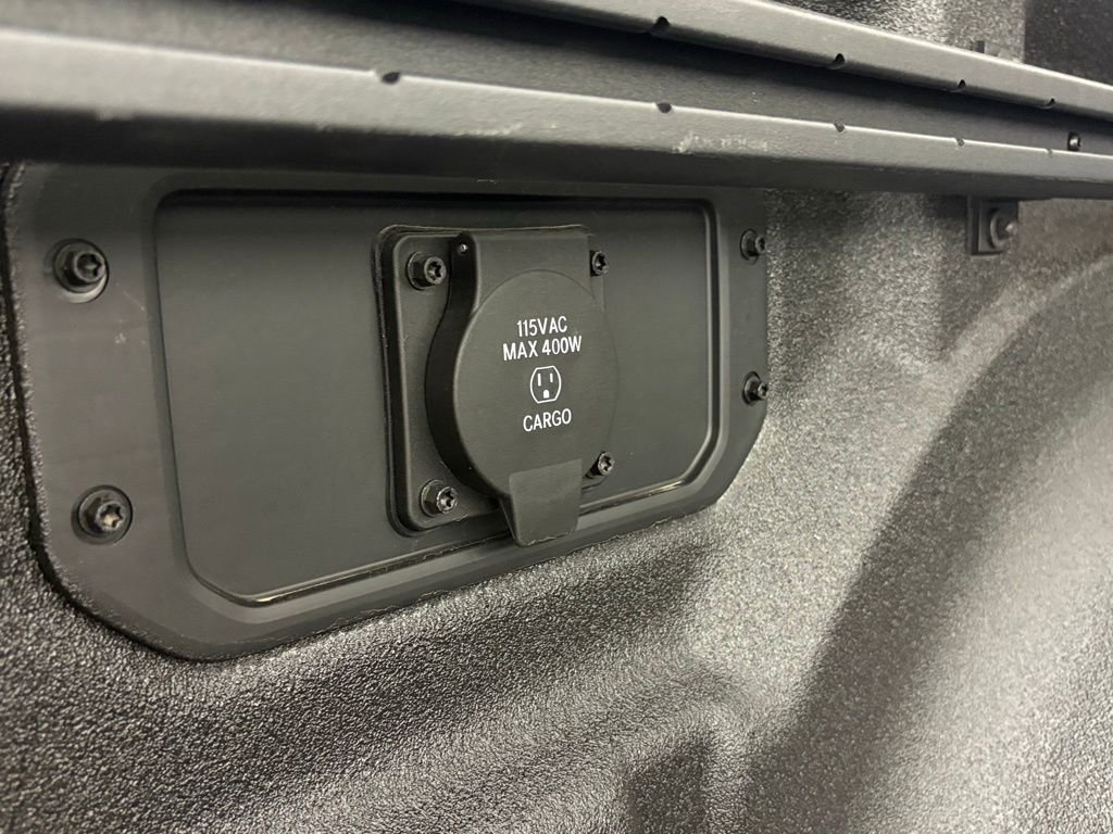 New 2026 Canyon Lake Exterior Paint RAM Laramie image 38