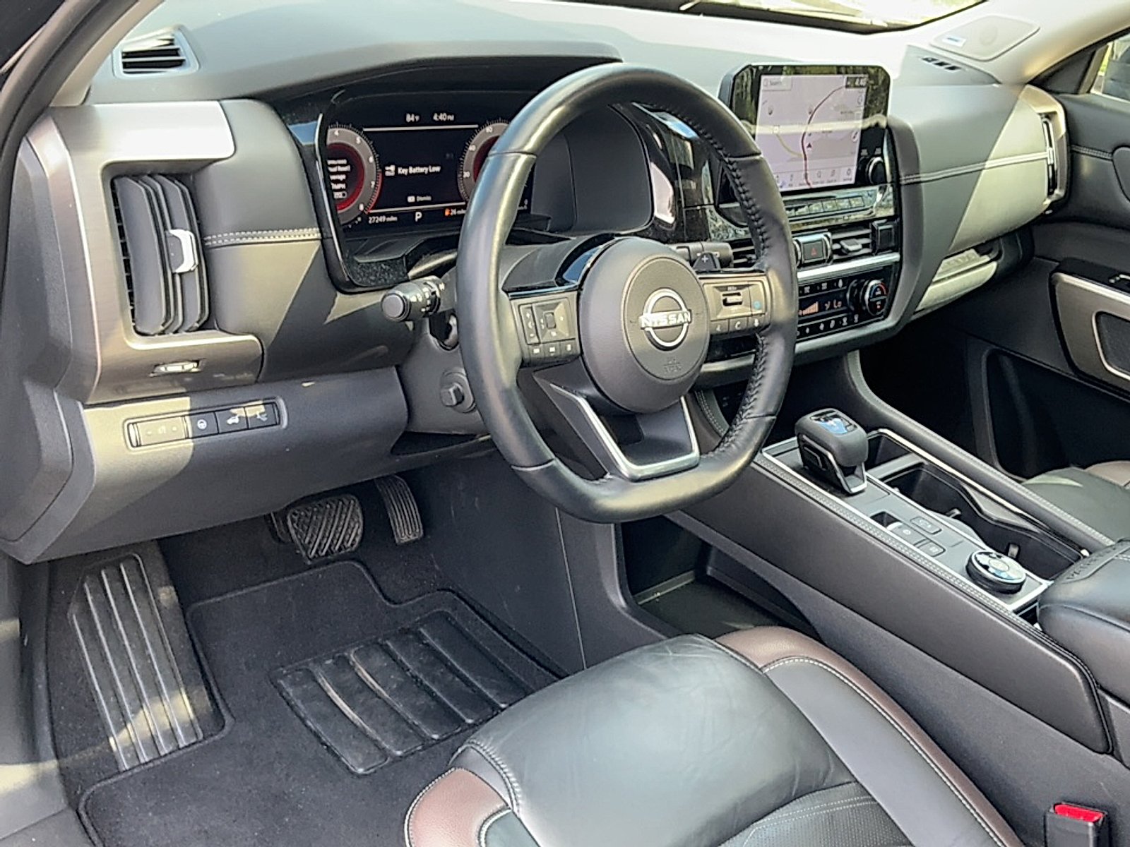 Used 2023 Super Black Nissan Platinum 4WD image 9