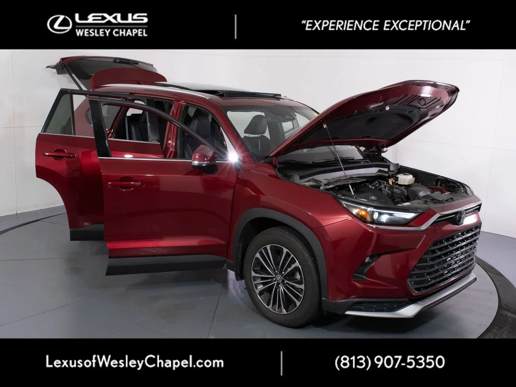 Used 2025 Red Toyota MAX Platinum image 10