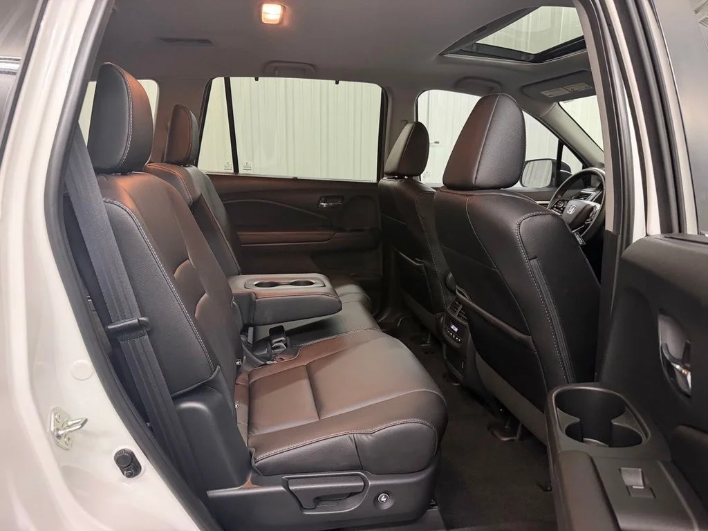 Used 2022 White Honda Special Edition image 42