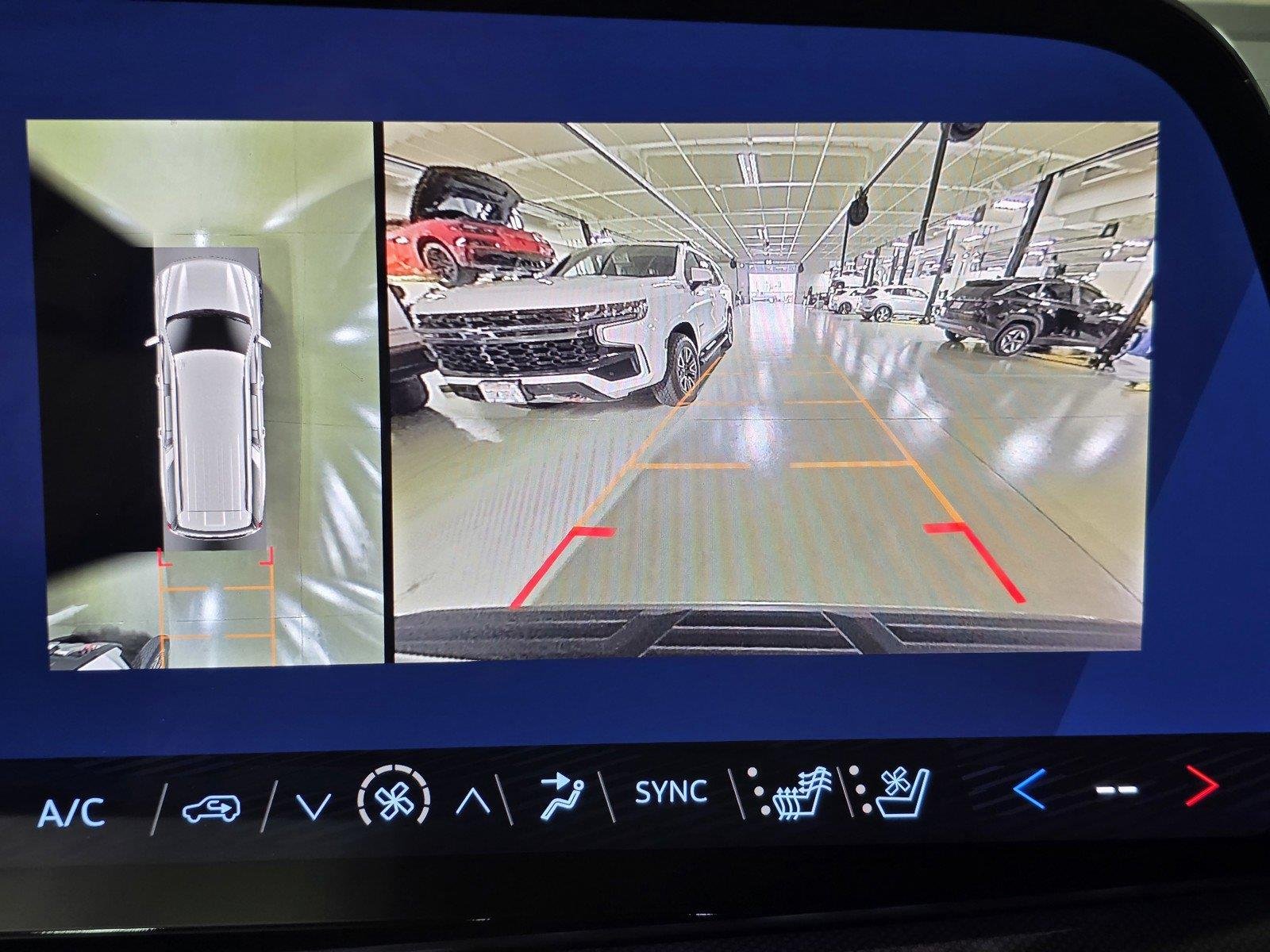 2027 Chevrolet Suburban RST - Photo 30