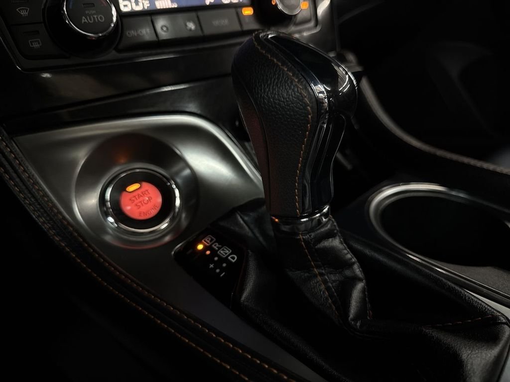 Used 2021 Super Black Nissan SR image 25