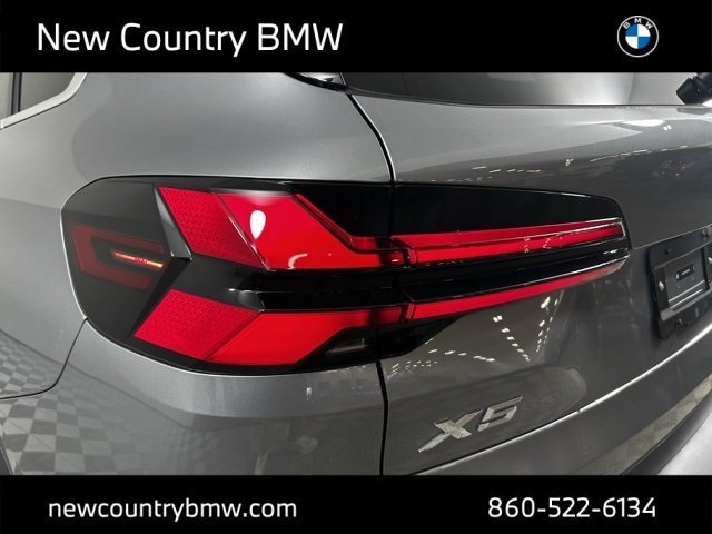 Used 2026 Skyscraper Grey Metallic BMW xDrive50e image 31