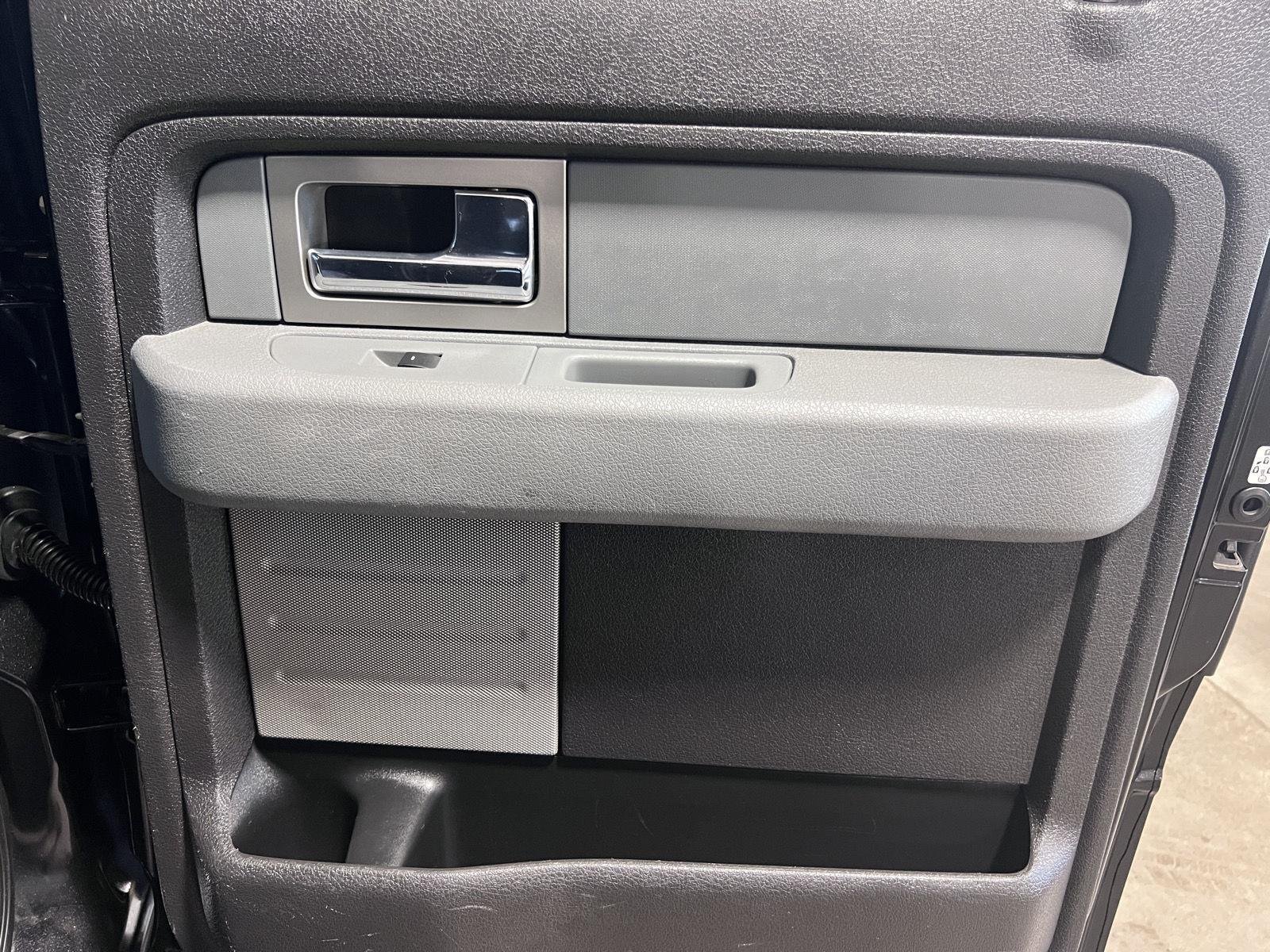 Used 2011 Tuxedo Black Metallic Ford XLT image 19