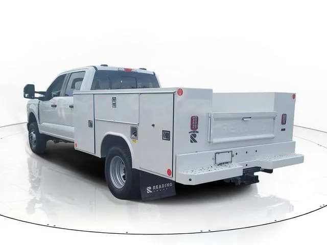 New 2026 Oxford White Ford XL image 7