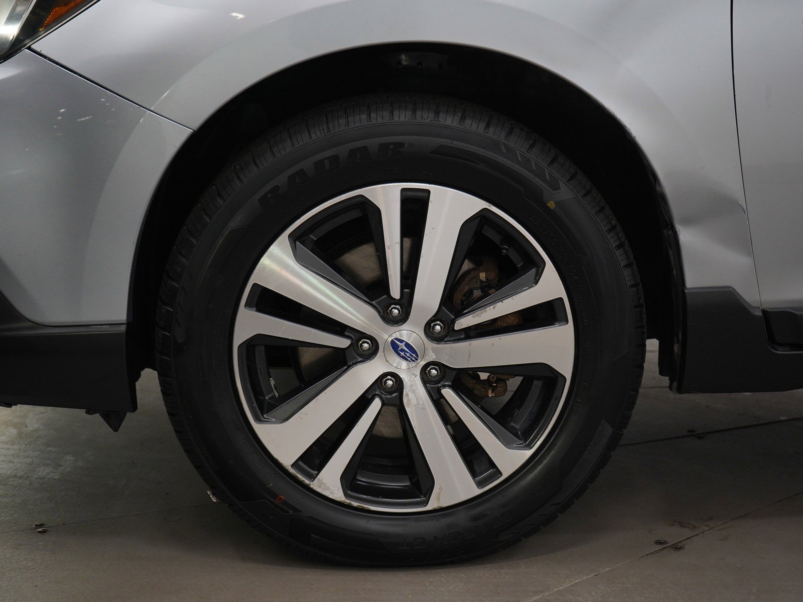 Used 2019 Ice Silver Metallic Subaru 2.5i image 29