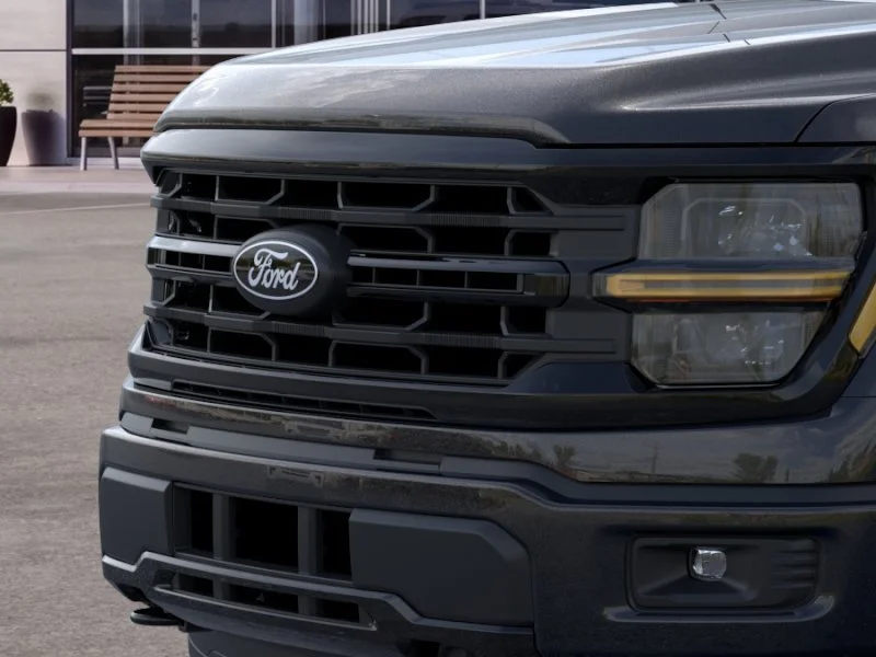New 2026 Agate Black Metallic Ford XLT image 18