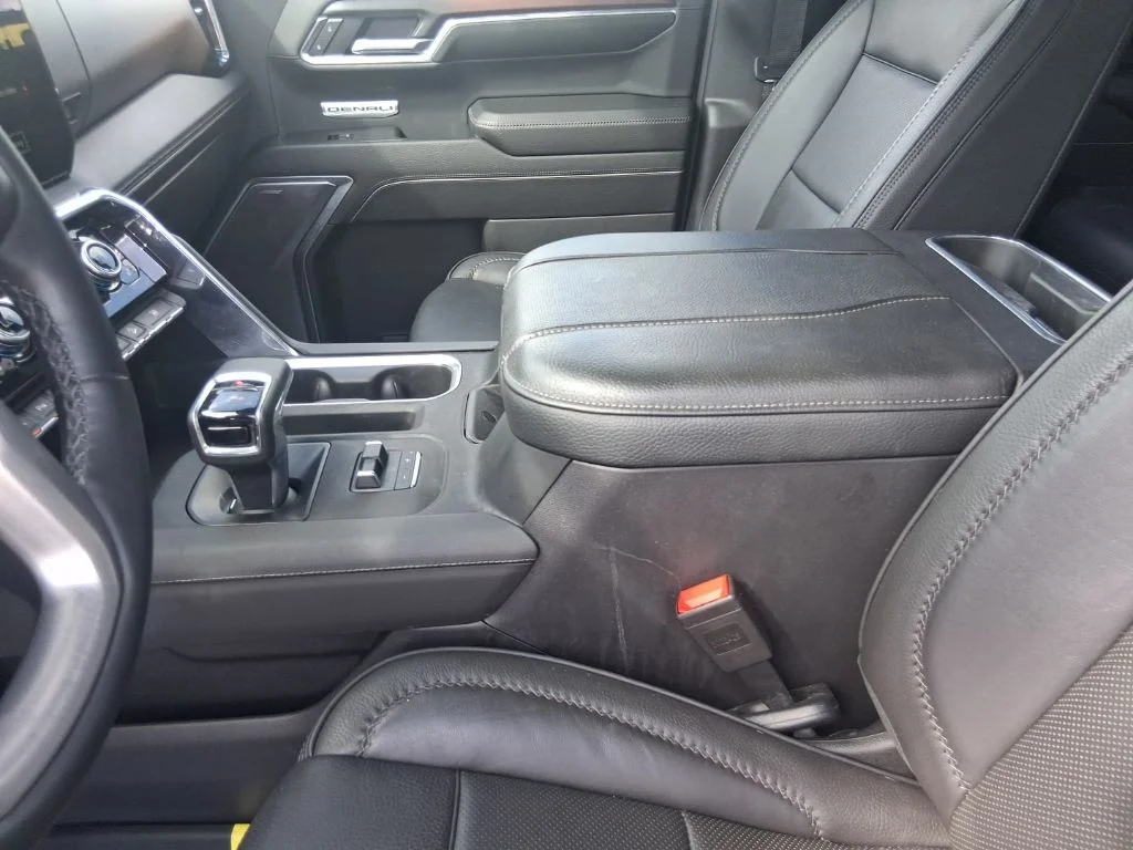 Used 2024 Black GMC Denali image 17