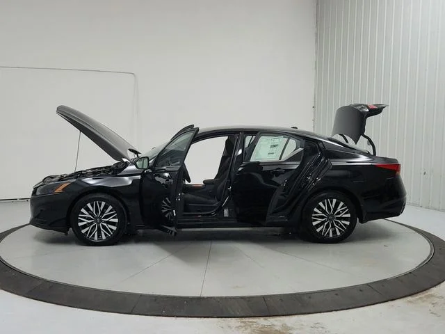 New 2026 Black Nissan 2.5 SV image 12
